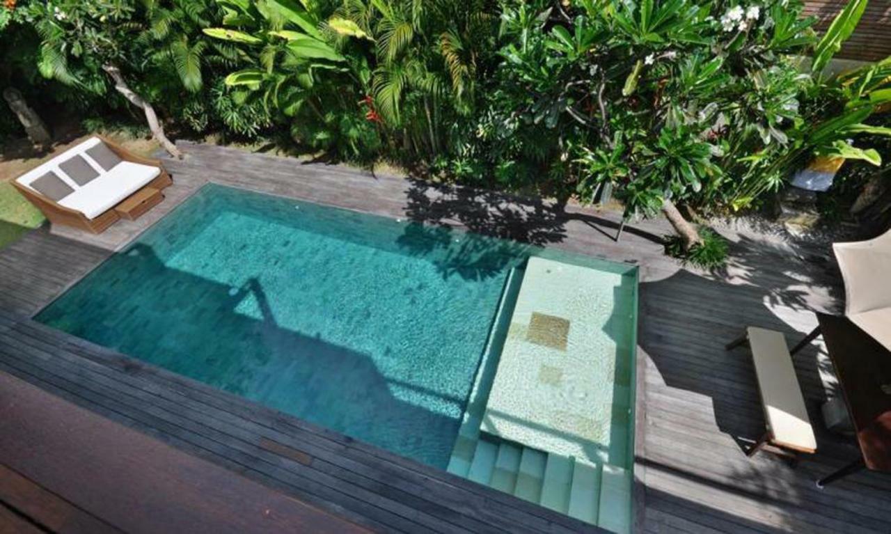 Beach Axis Villa, Seminyak Kültér fotó
