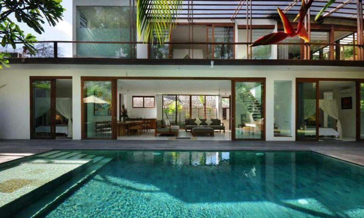 Beach Axis Villa, Seminyak Kültér fotó