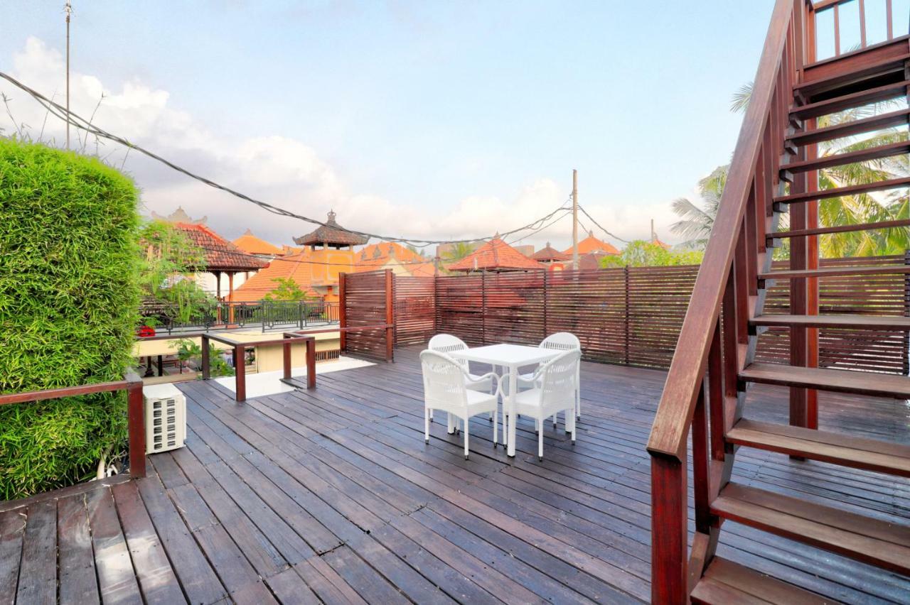 Beach Axis Villa, Seminyak Kültér fotó