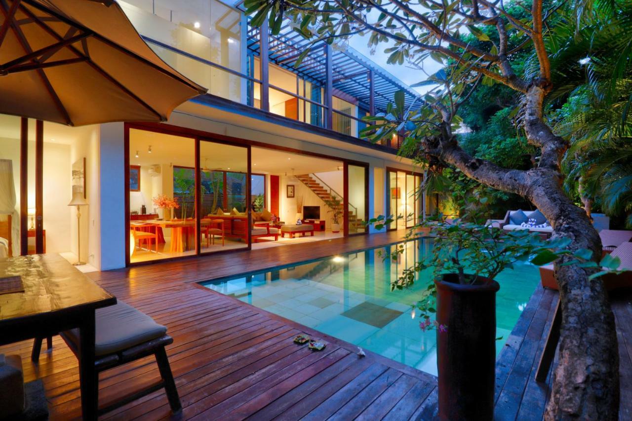 Beach Axis Villa, Seminyak Kültér fotó