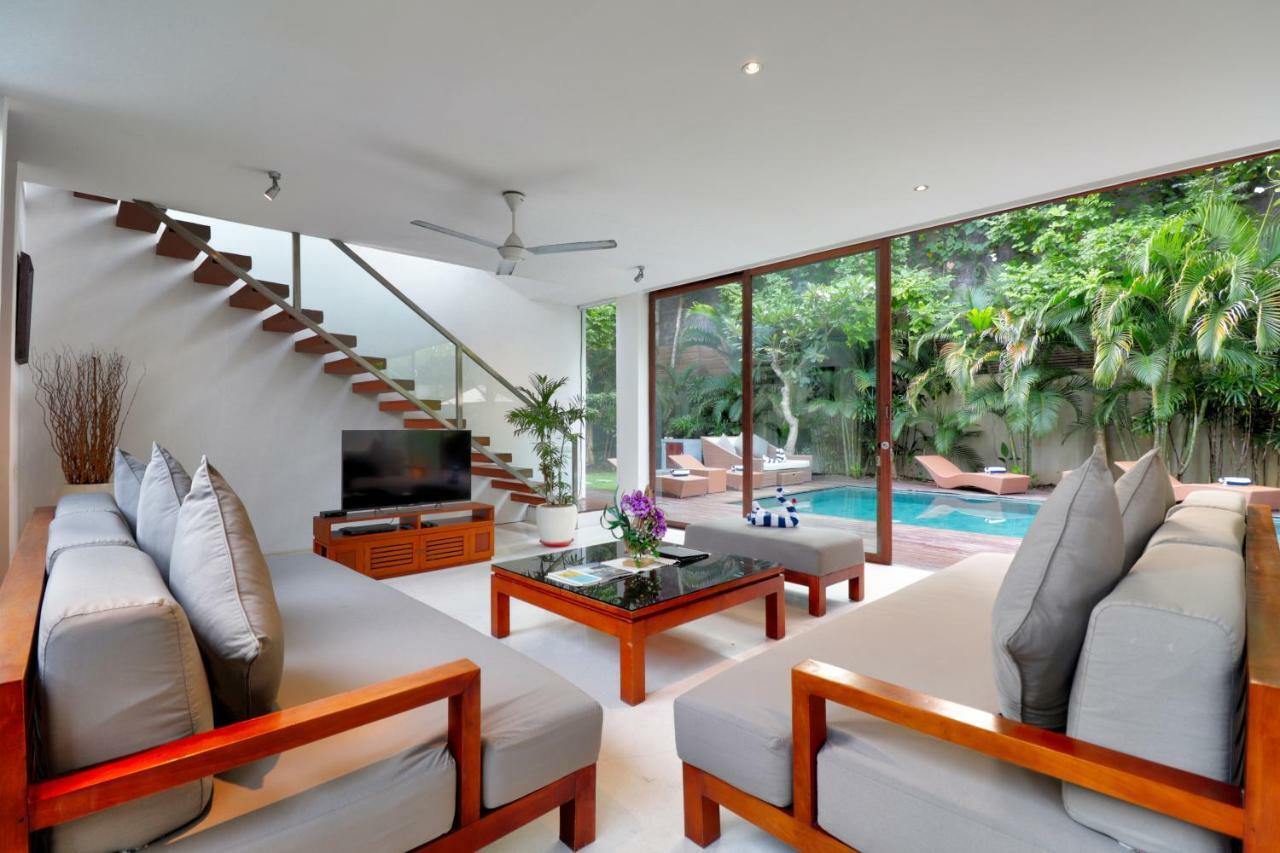Beach Axis Villa, Seminyak Kültér fotó