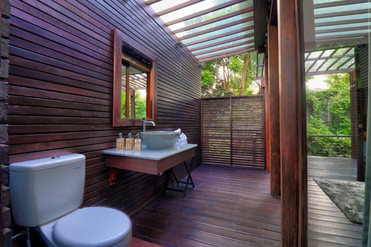 Beach Axis Villa, Seminyak Kültér fotó